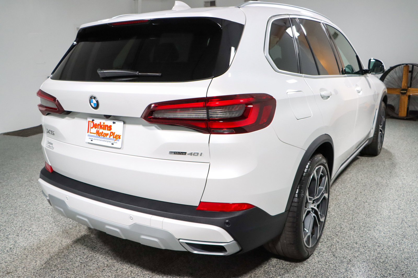 Used 2022 BMW X5 sDrive40i w/ Premium Package image 7