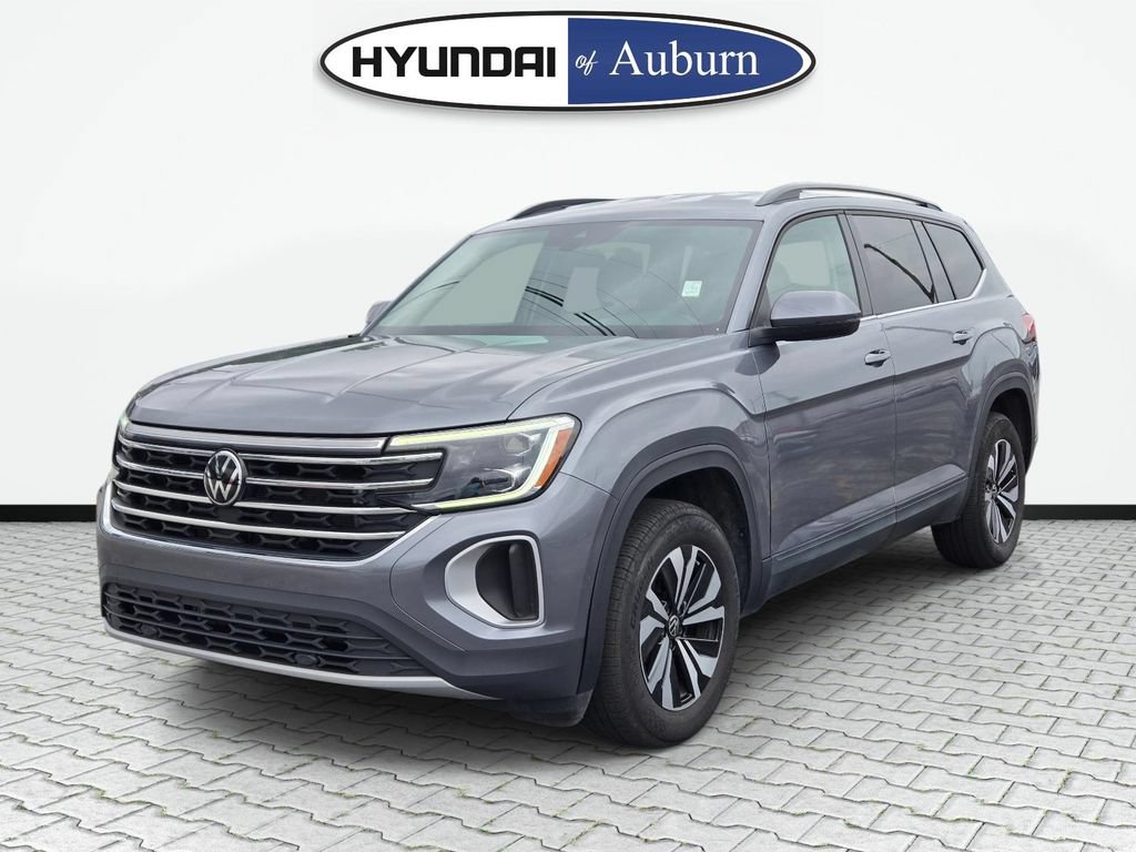 Used 2025 Volkswagen Atlas SE FWD image 11