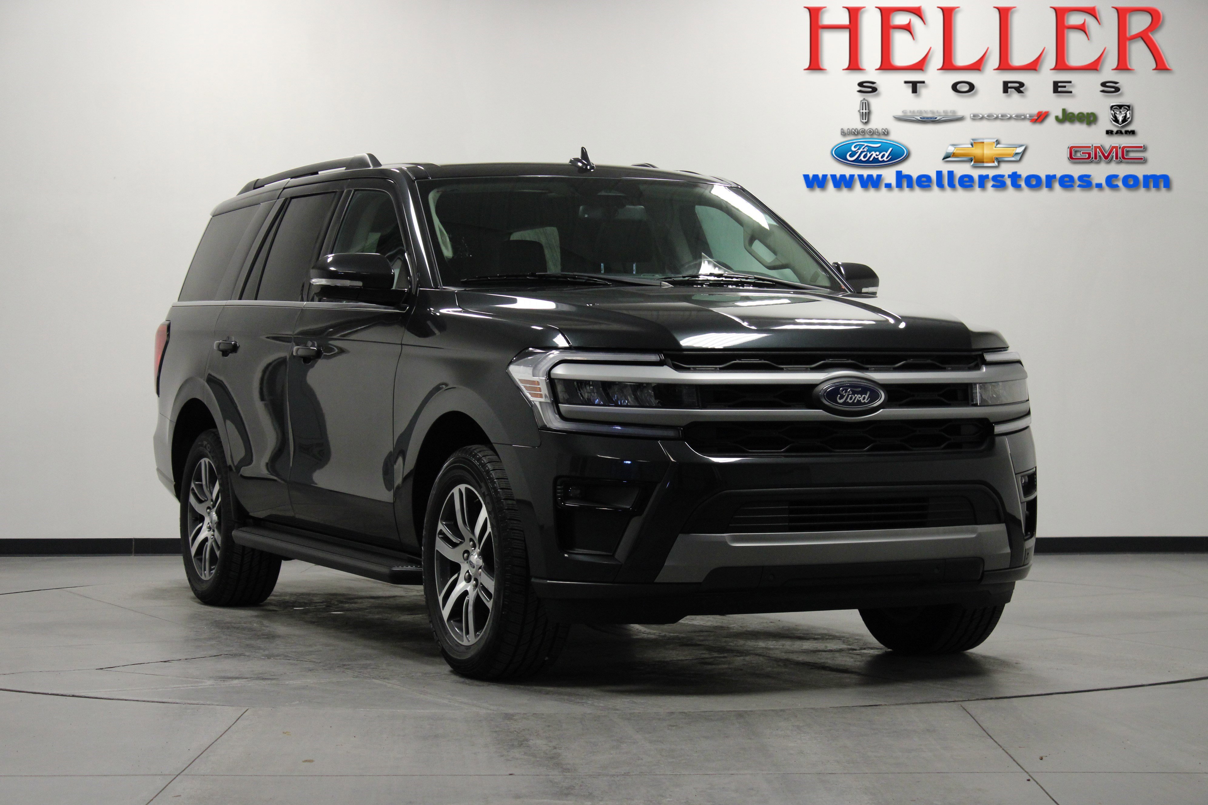 Used 2024 Ford Expedition XLT