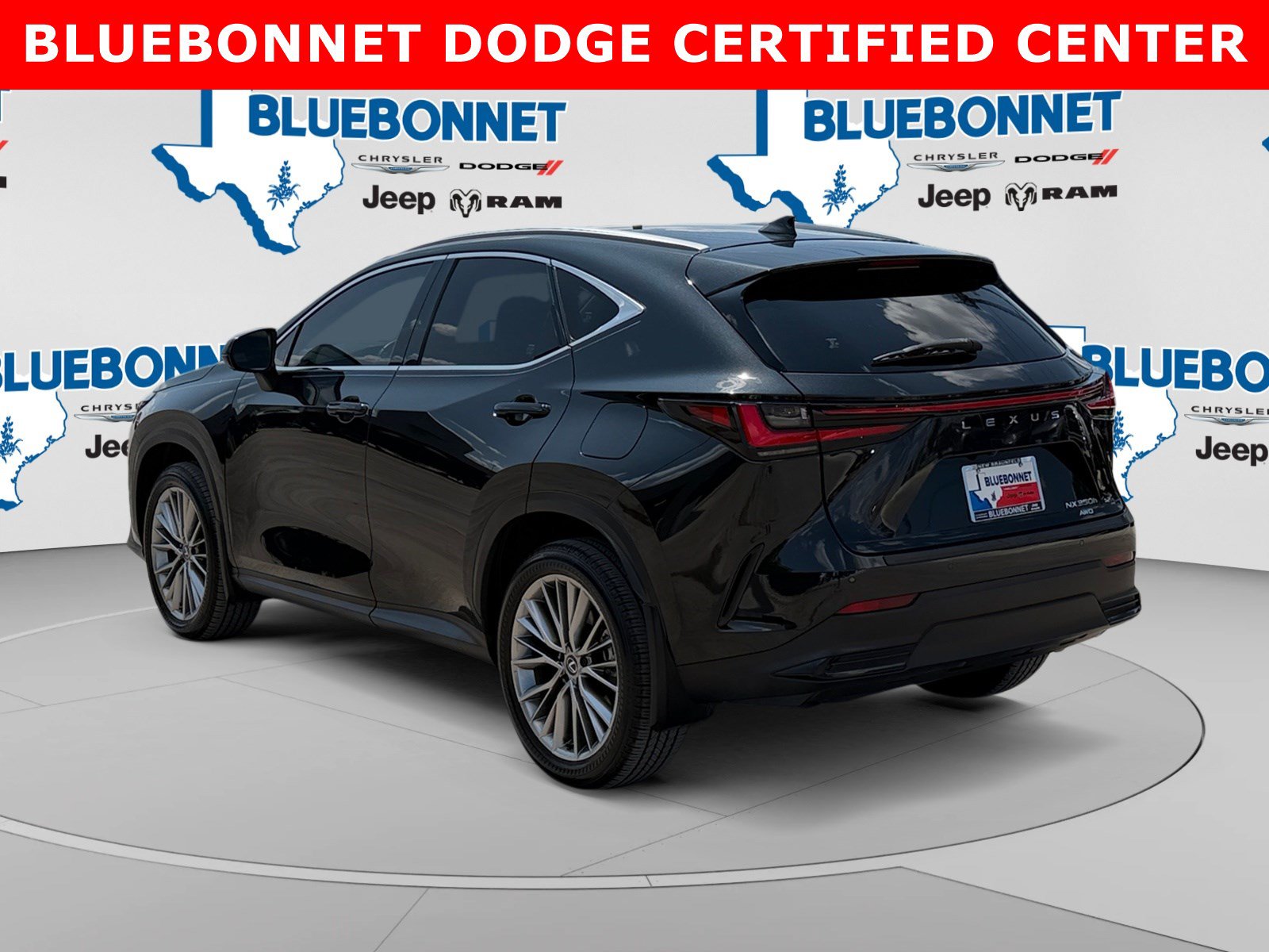 Used 2024 Lexus NX 350h AWD w/ Vision Package image 7