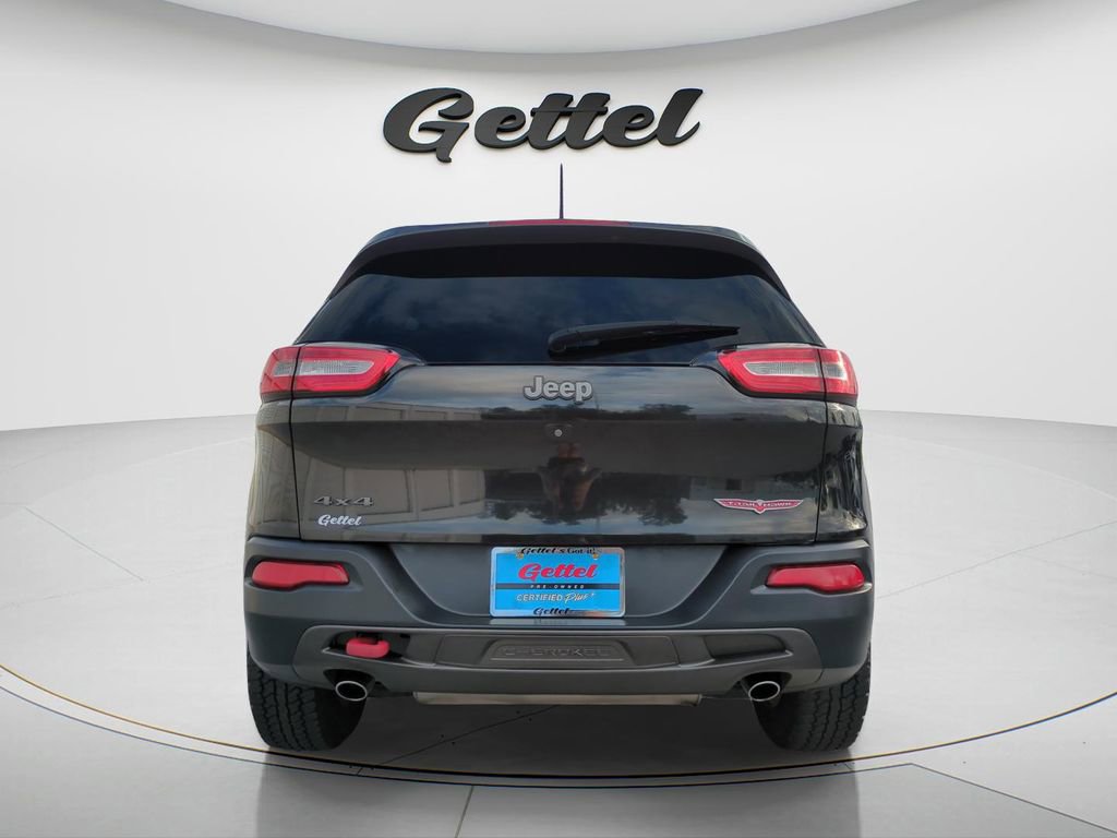 Used 2015 Jeep Cherokee Trailhawk w/ Comfort/Convenience Group AWD/4WD image 6