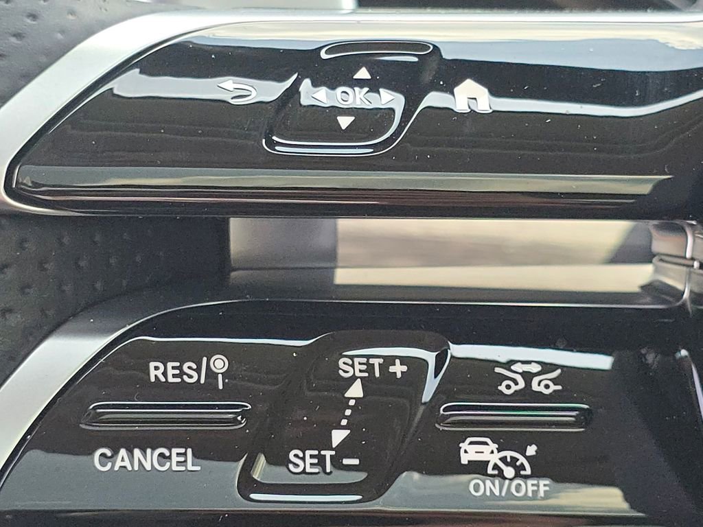 New 2026 Mercedes-Benz GLS 450 4MATIC image 37