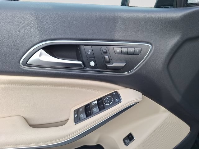 Used 2016 Mercedes-Benz CLA 250 image 10