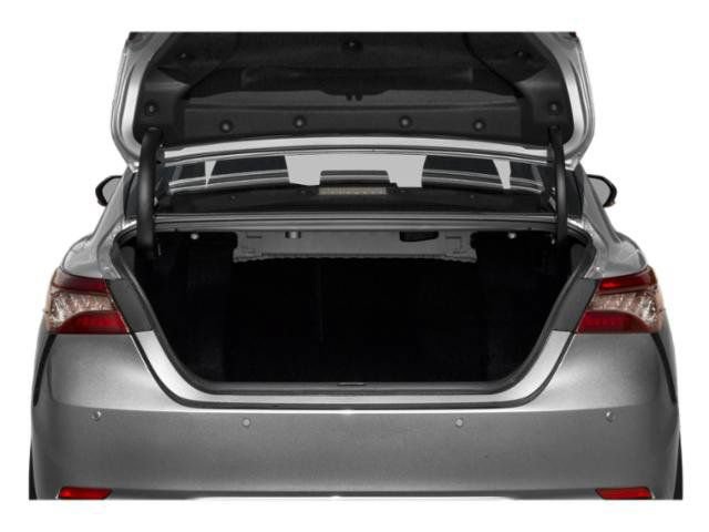Used 2022 Toyota Camry XSE FWD image 11