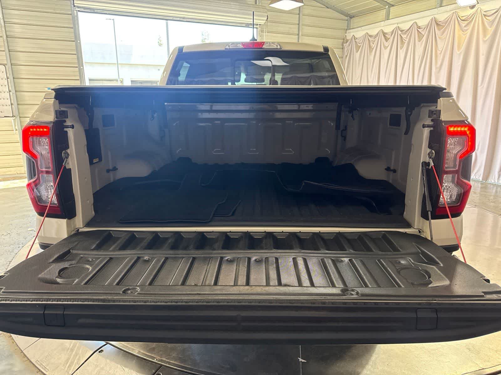 Used 2025 Ford Ranger XLT w/ Equipment Group 301A High RWD image 16