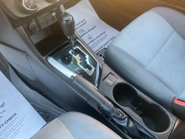 Used 2016 Toyota Corolla L FWD image 23