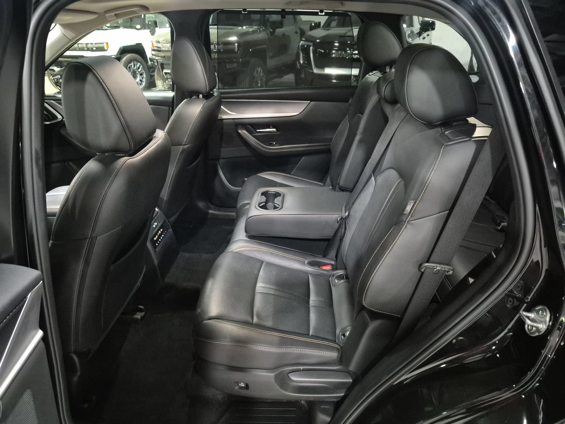 Used 2025 MAZDA CX-90 3.3 Turbo w/ Preferred Package AWD/4WD image 26