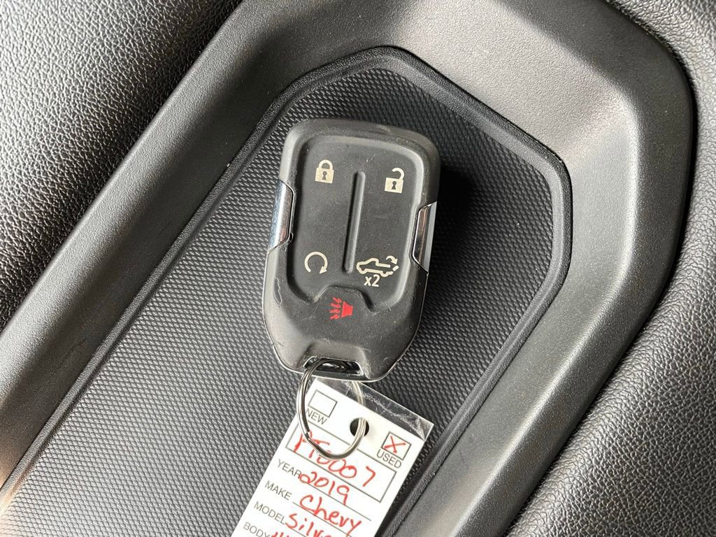 Used 2019 Chevrolet Silverado 1500 RST image 22