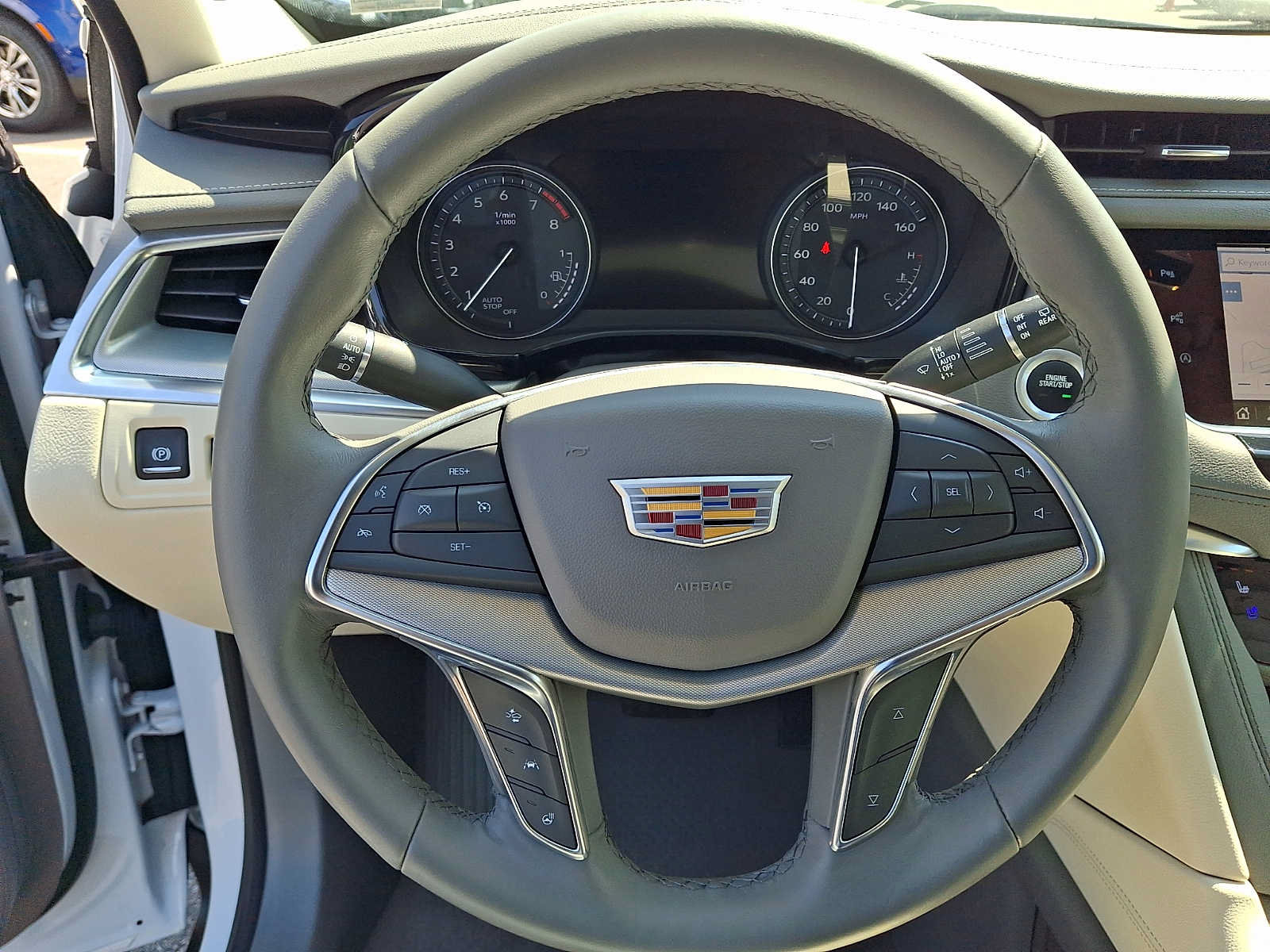 Used 2024 Cadillac XT5 Premium Luxury w/ Technology Package AWD/4WD image 21