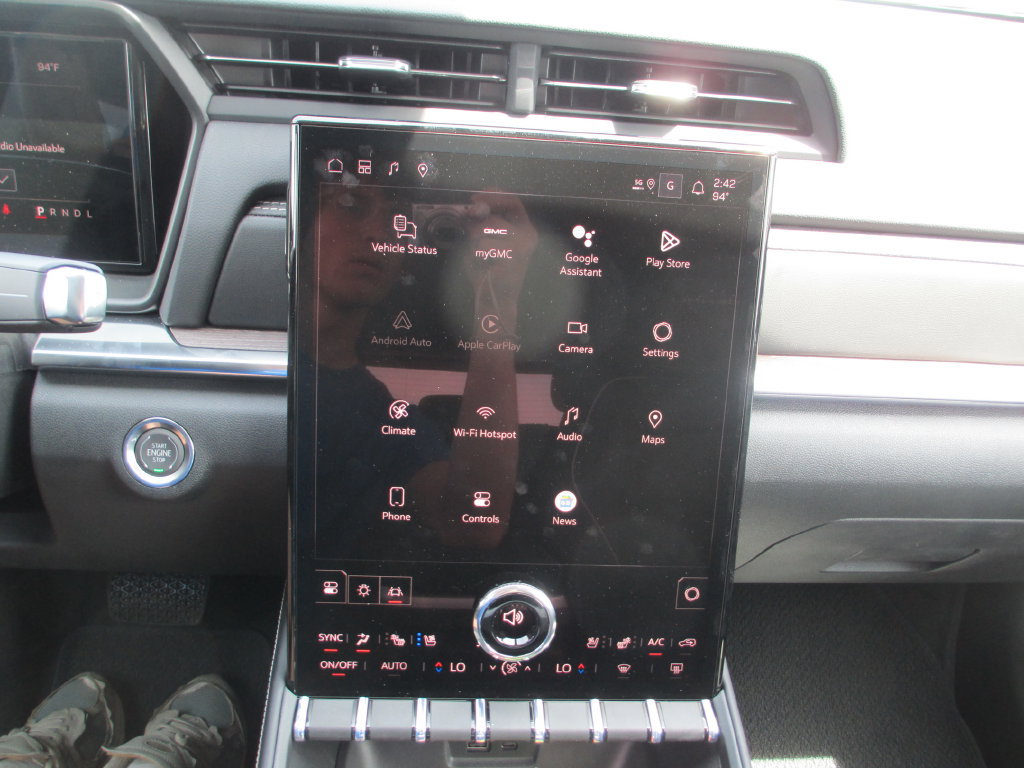 New 2026 GMC Terrain Denali AWD/4WD image 16
