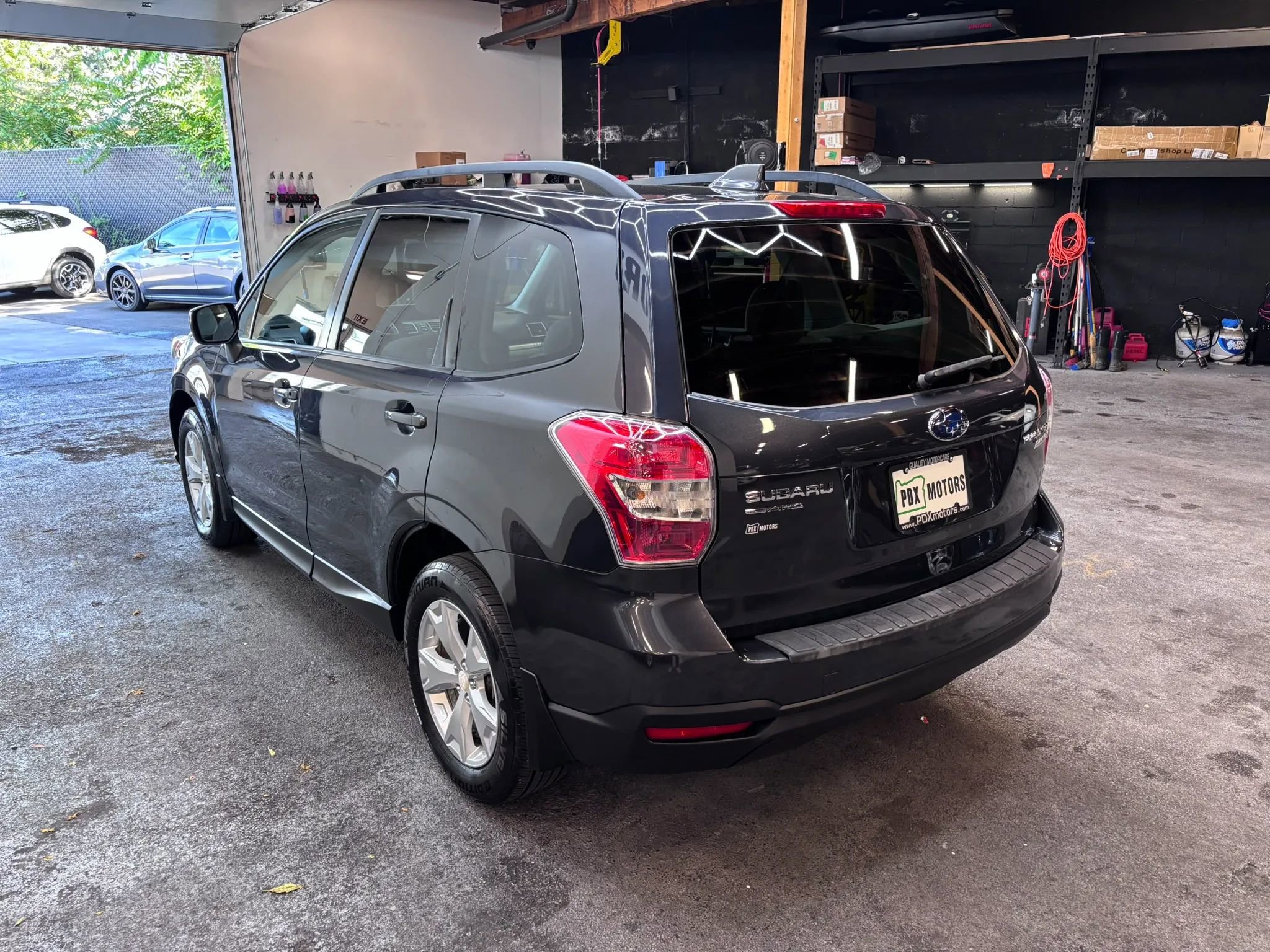 Used 2016 Subaru Forester 2.5i Premium w/ All-Weather Package AWD/4WD image 5
