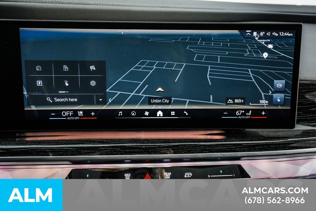 Used 2024 BMW i7 eDrive50 w/ M Sport Package RWD image 35