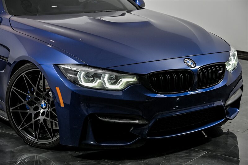 Used 2020 BMW M4 Coupe w/ Competition Package RWD image 2