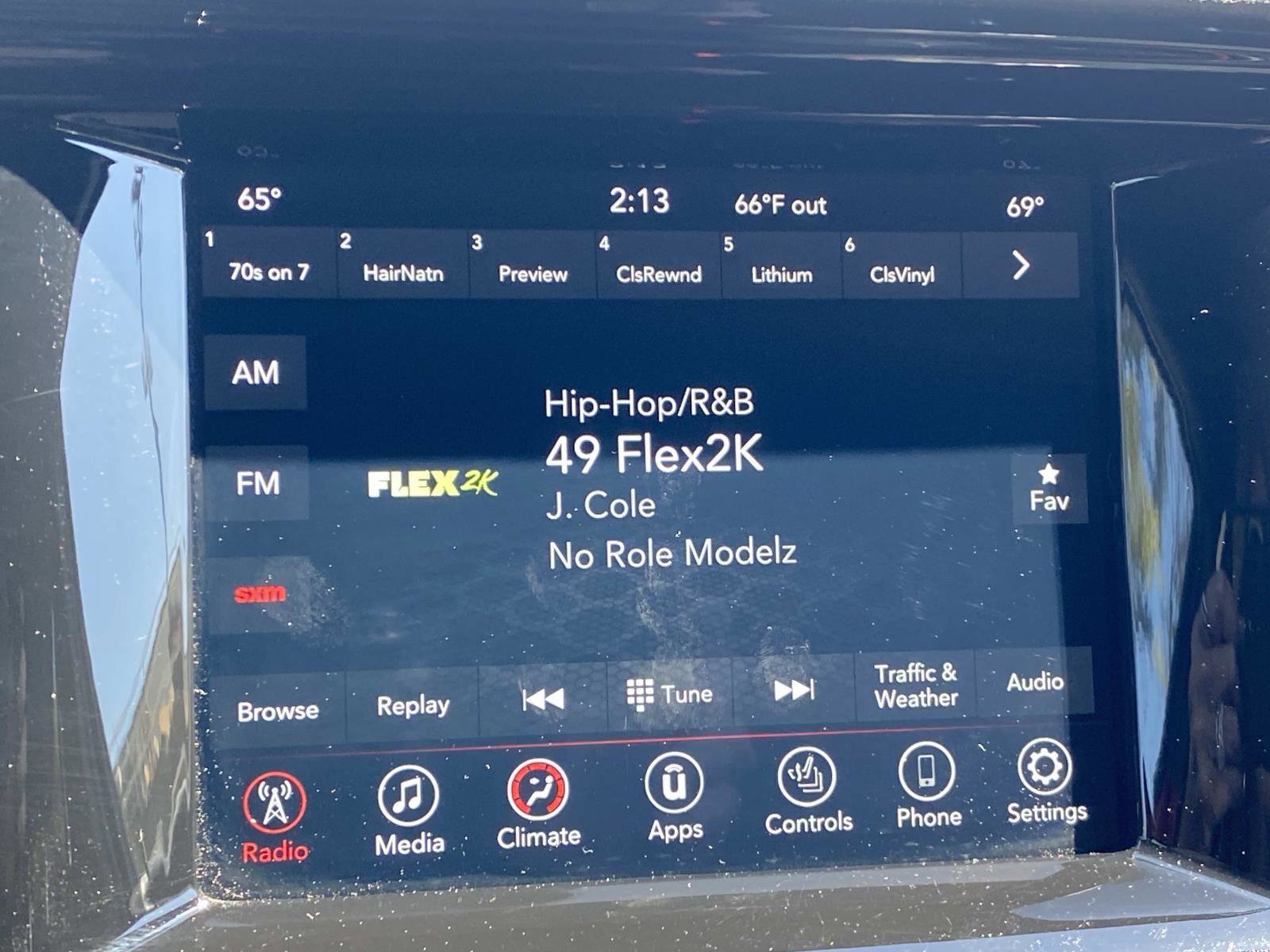 Certified 2024 Dodge Durango GT w/ Blacktop Package image 27