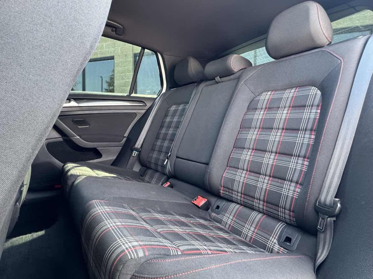 Used 2016 Volkswagen GTI S image 38