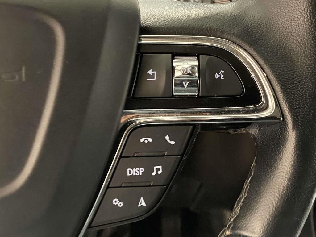 Used 2022 Lincoln Nautilus AWD image 20