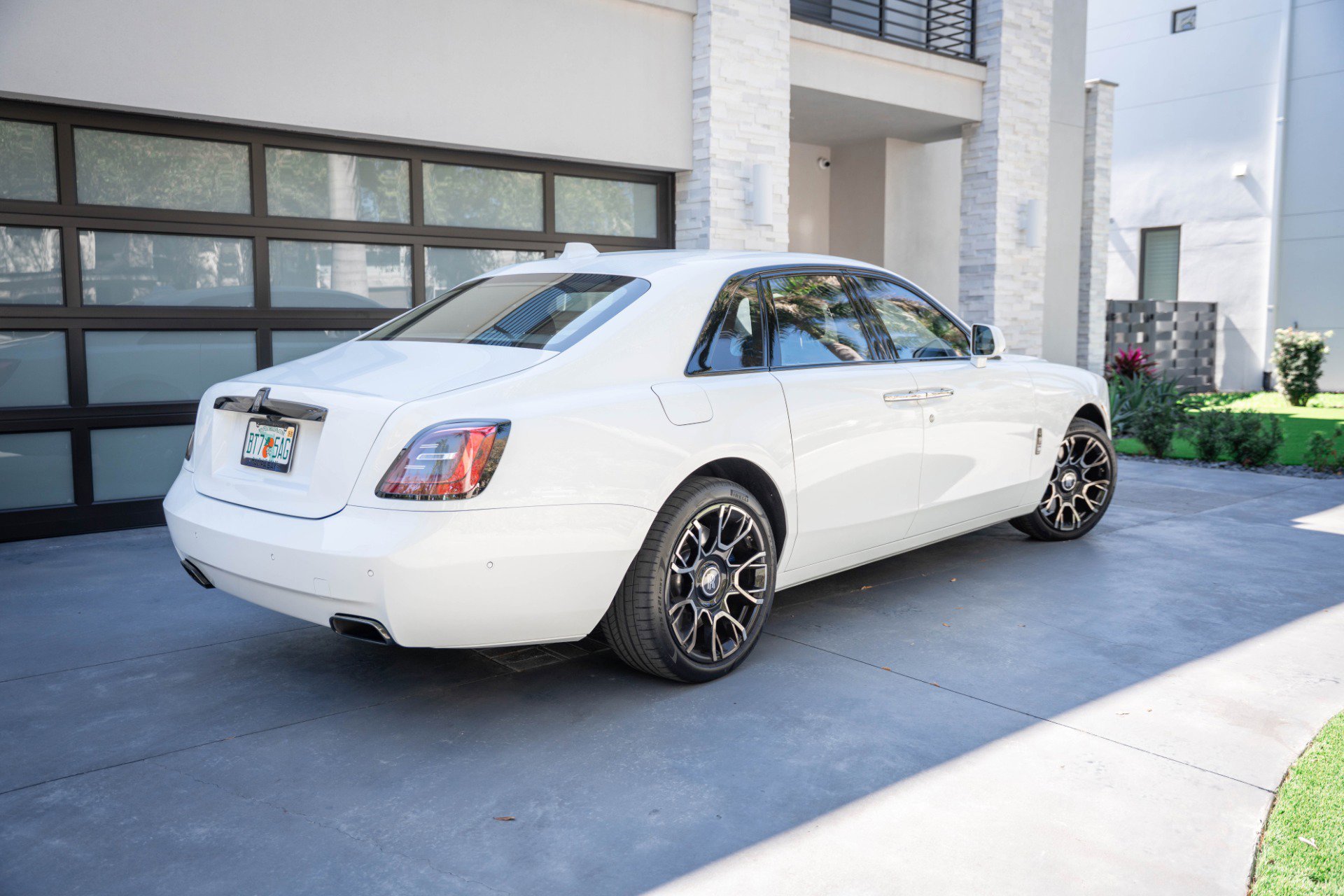 Used 2022 Rolls-Royce Ghost Black Badge image 15