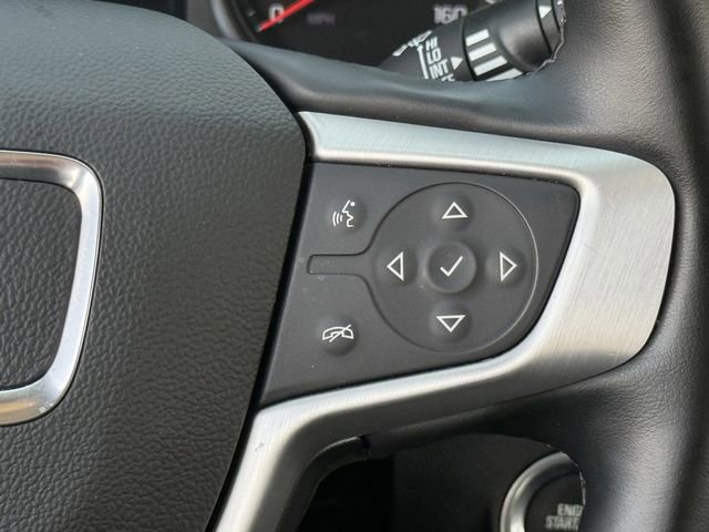 Used 2024 GMC Terrain SLT image 18