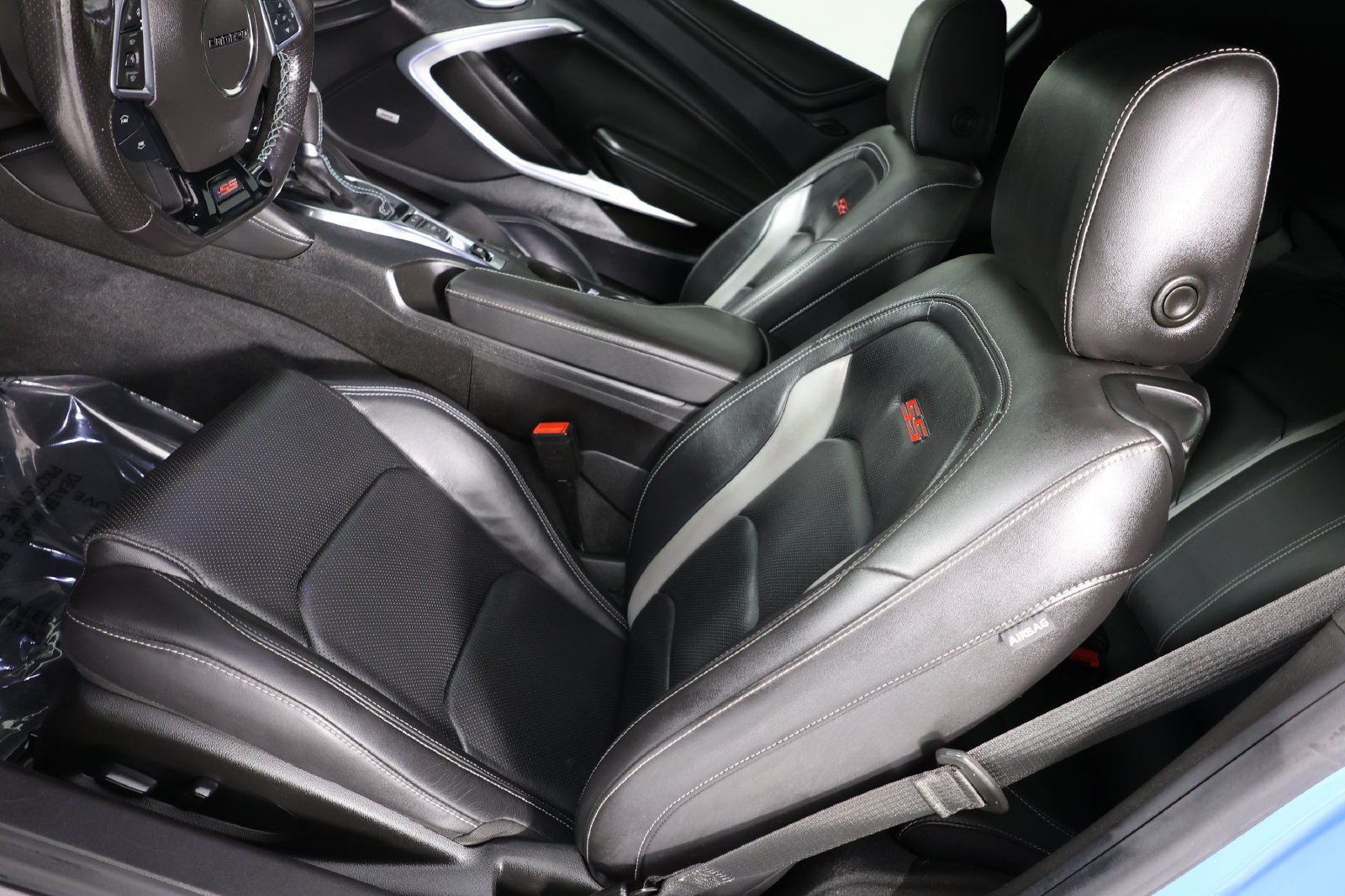 Used 2022 Chevrolet Camaro SS RWD image 10