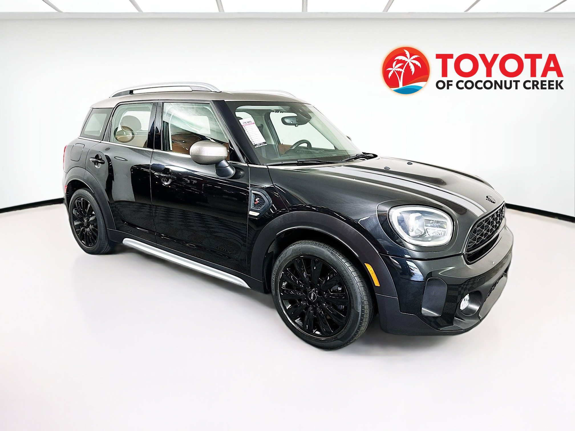 Used 2024 MINI Cooper Countryman S w/ Premium Package image 1