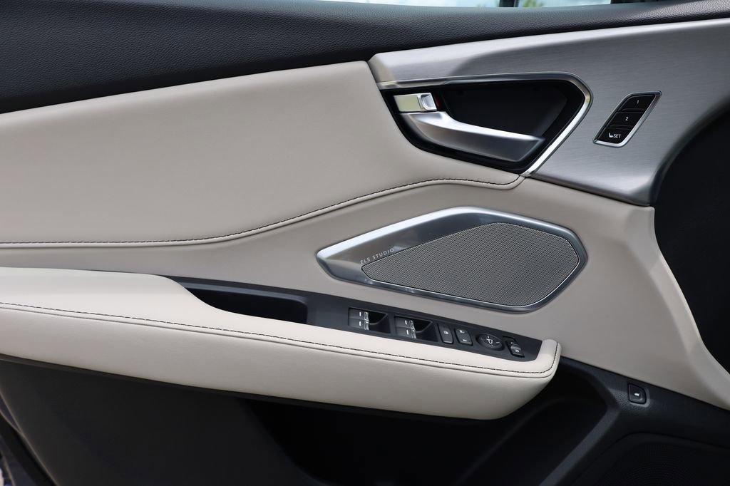 New 2025 Acura RDX SH-AWD w/Tech image 10