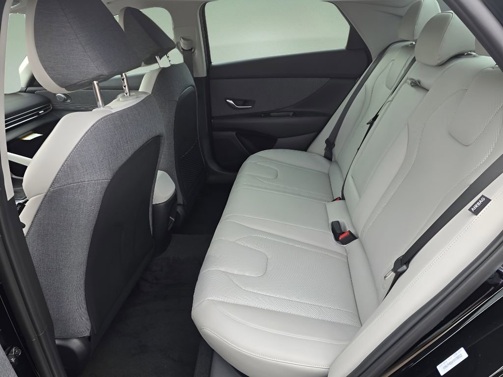 New 2026 Hyundai Elantra Limited image 13