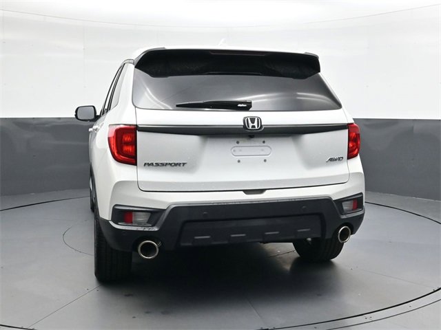 Used 2023 Honda Passport EX-L image 5