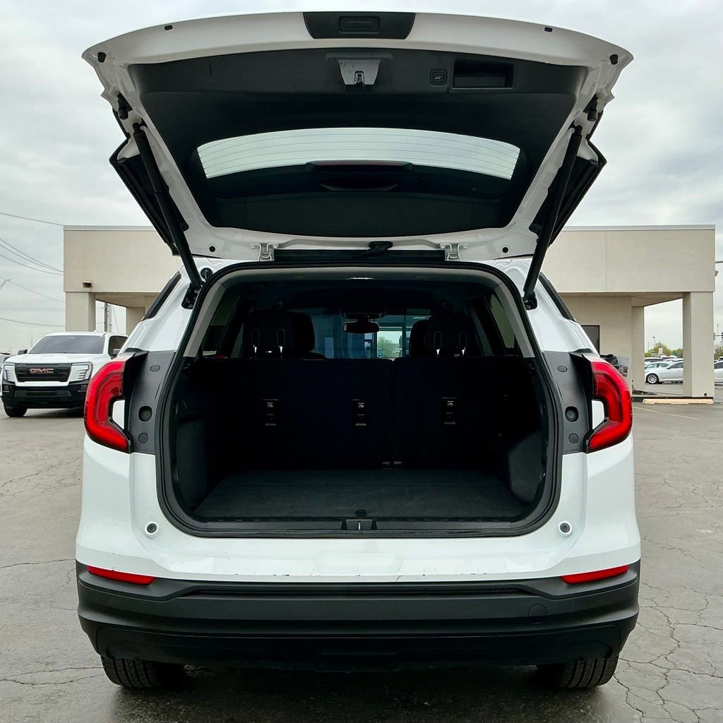 Used 2019 GMC Terrain SLE w/ Driver Convenience Package image 17