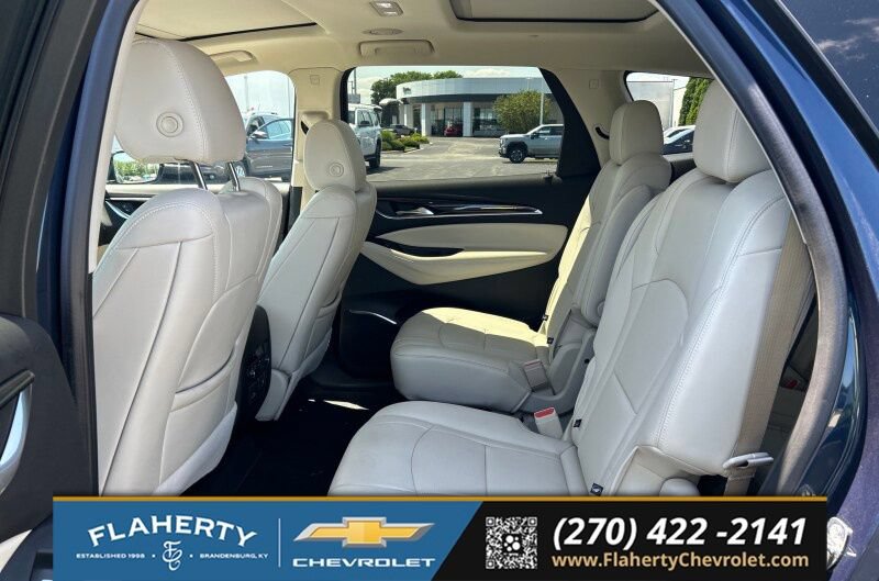 Used 2023 Buick Enclave Essence w/ Experience Buick Package FWD image 6
