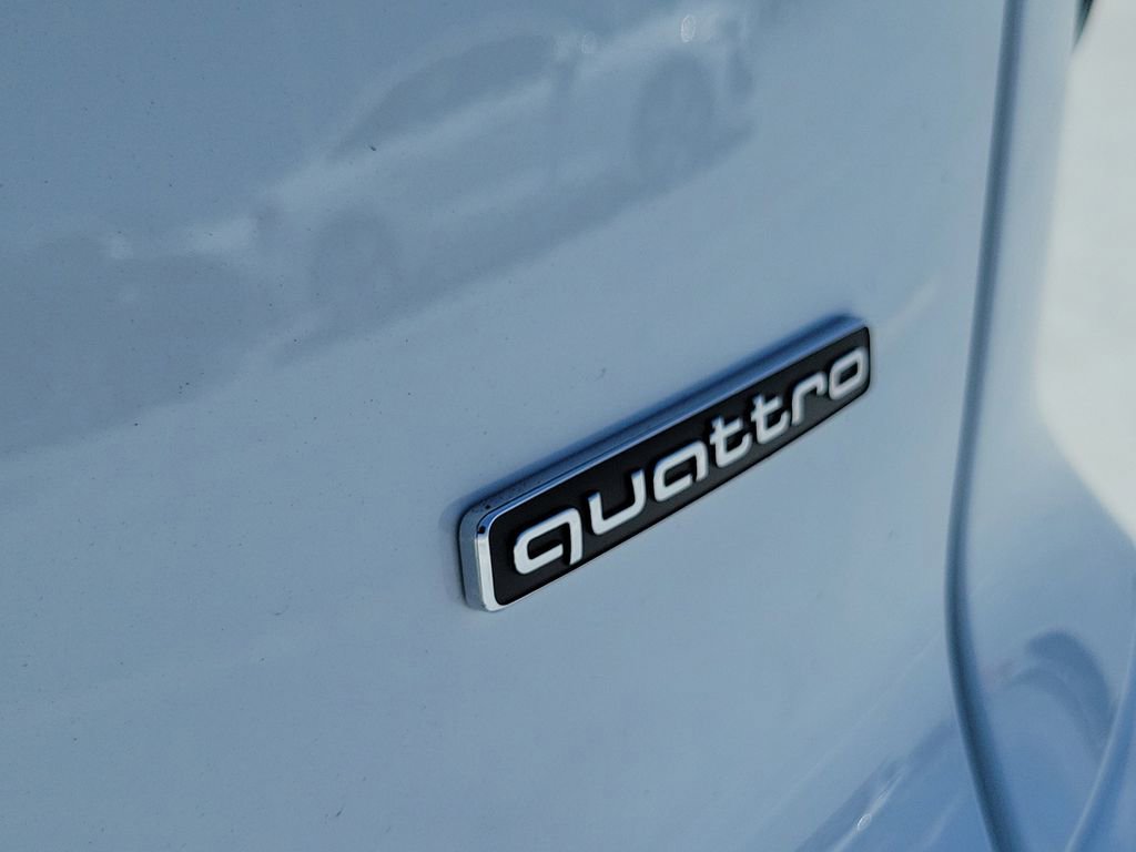 New 2026 Audi Q3 quattro 2.0T AWD/4WD image 6