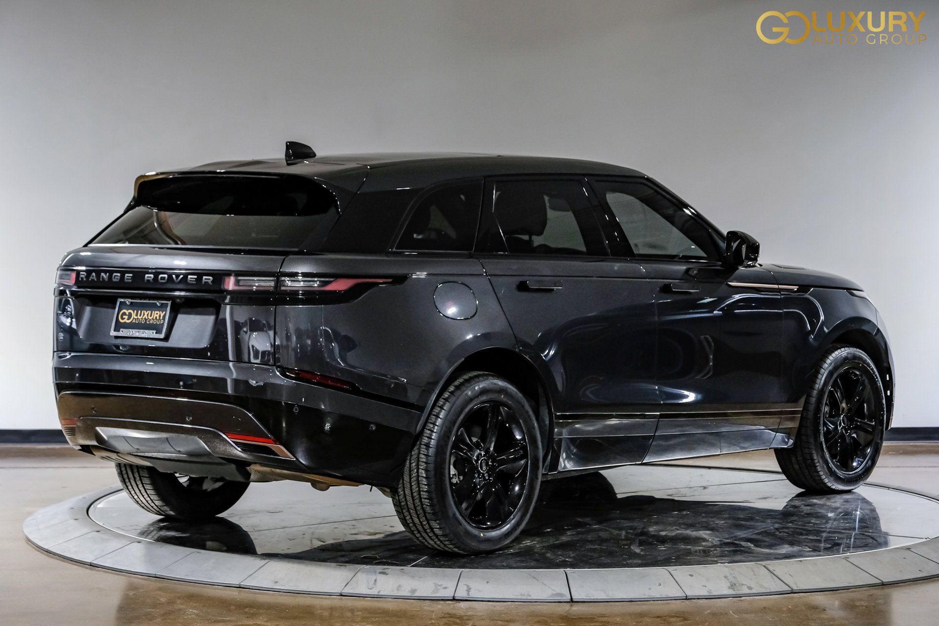 Used 2024 Land Rover Range Rover Velar Dynamic SE AWD/4WD image 10