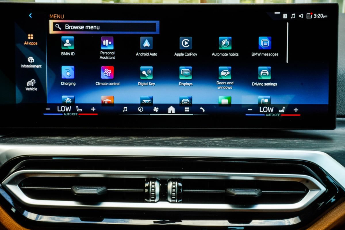 Used 2024 BMW i4 eDrive40 w/ Premium Package RWD image 27