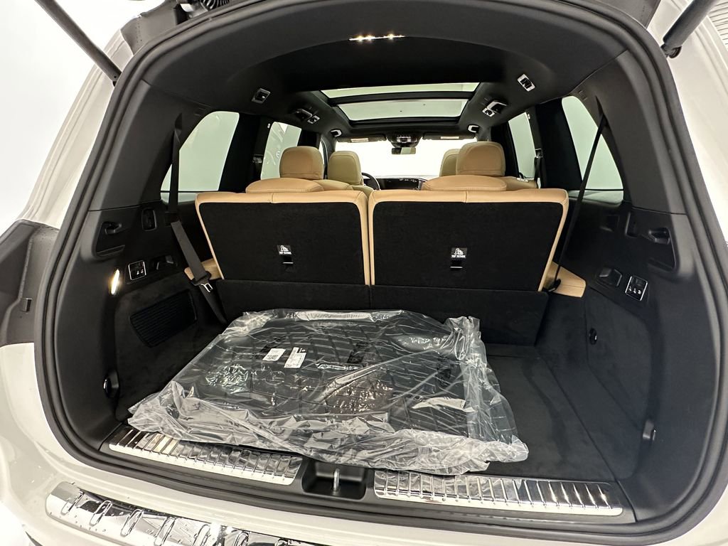 New 2026 Mercedes-Benz GLS 580 4MATIC image 22