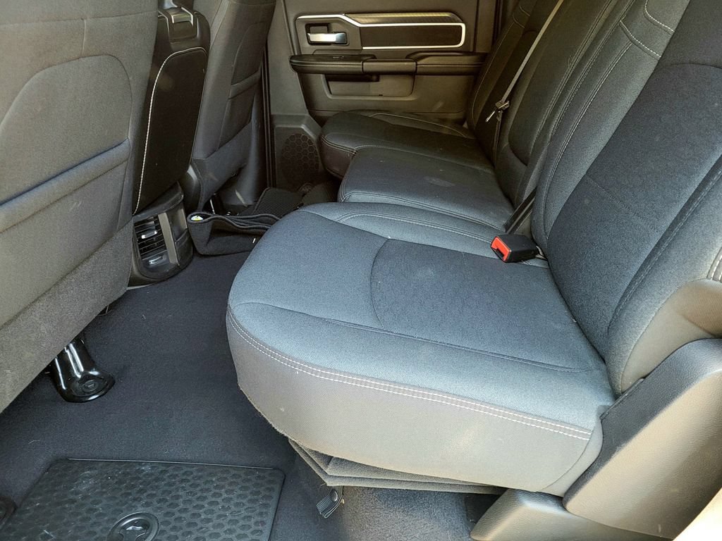 Used 2025 RAM 2500 Big Horn AWD/4WD image 10