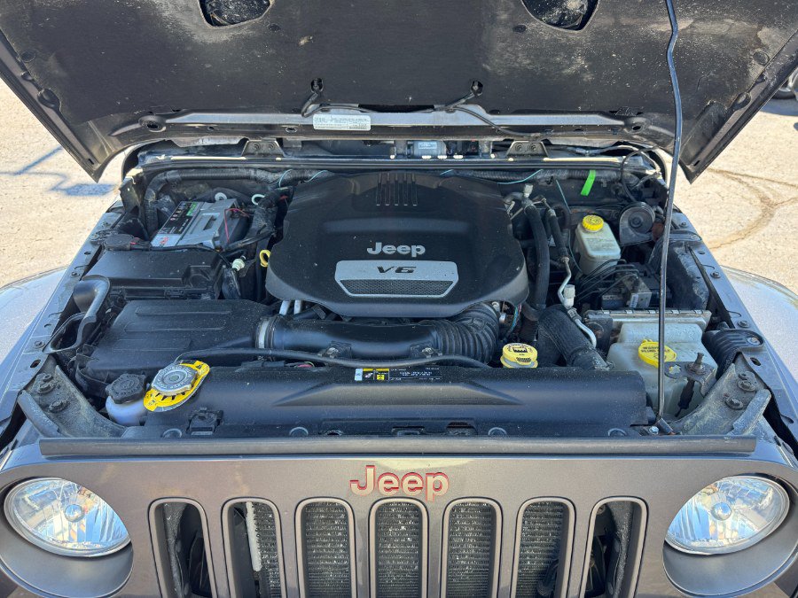 Used 2017 Jeep Wrangler Unlimited Sahara AWD/4WD image 24