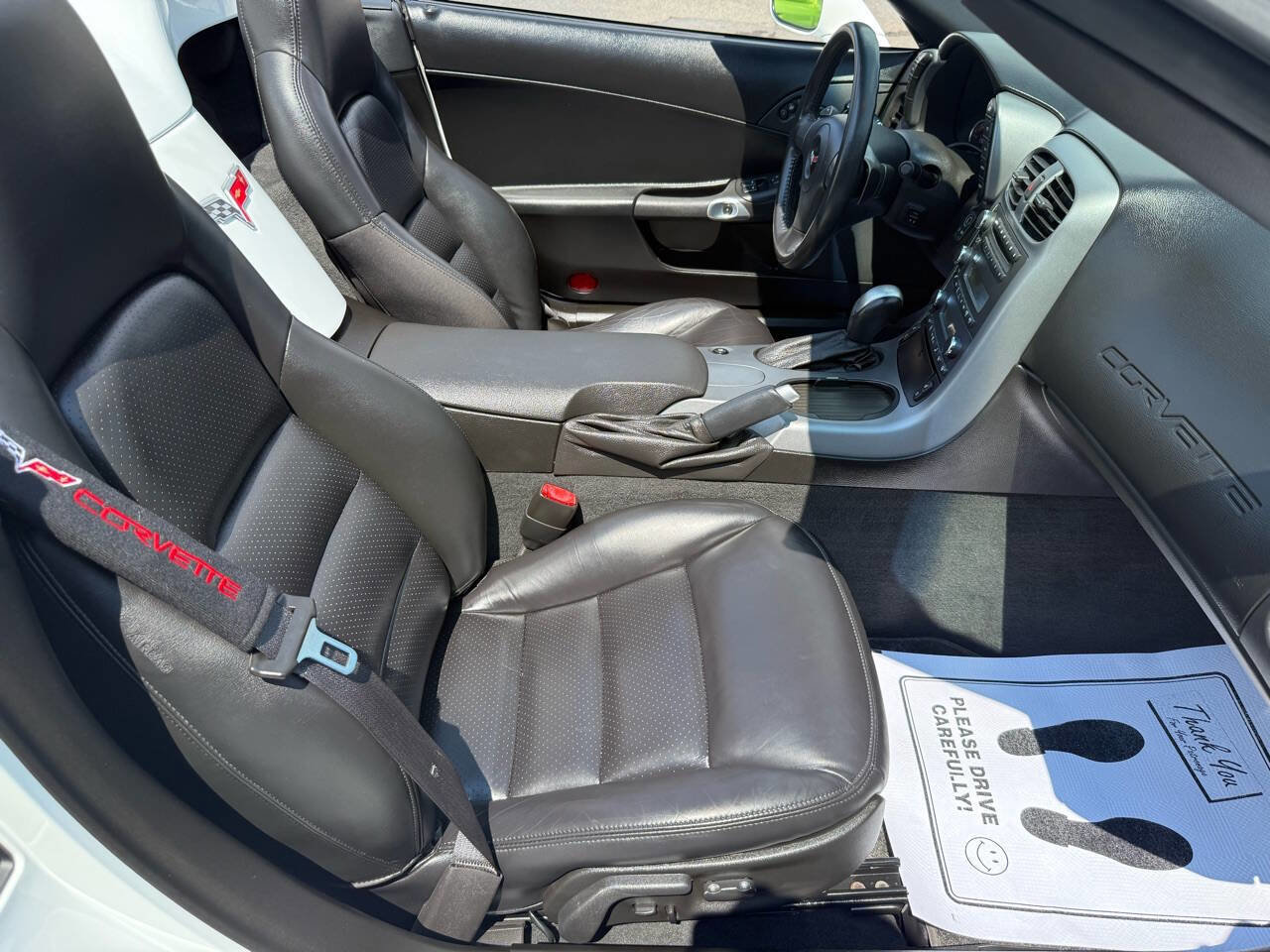 Used 2006 Chevrolet Corvette Convertible w/ Preferred Equipment Group image 37