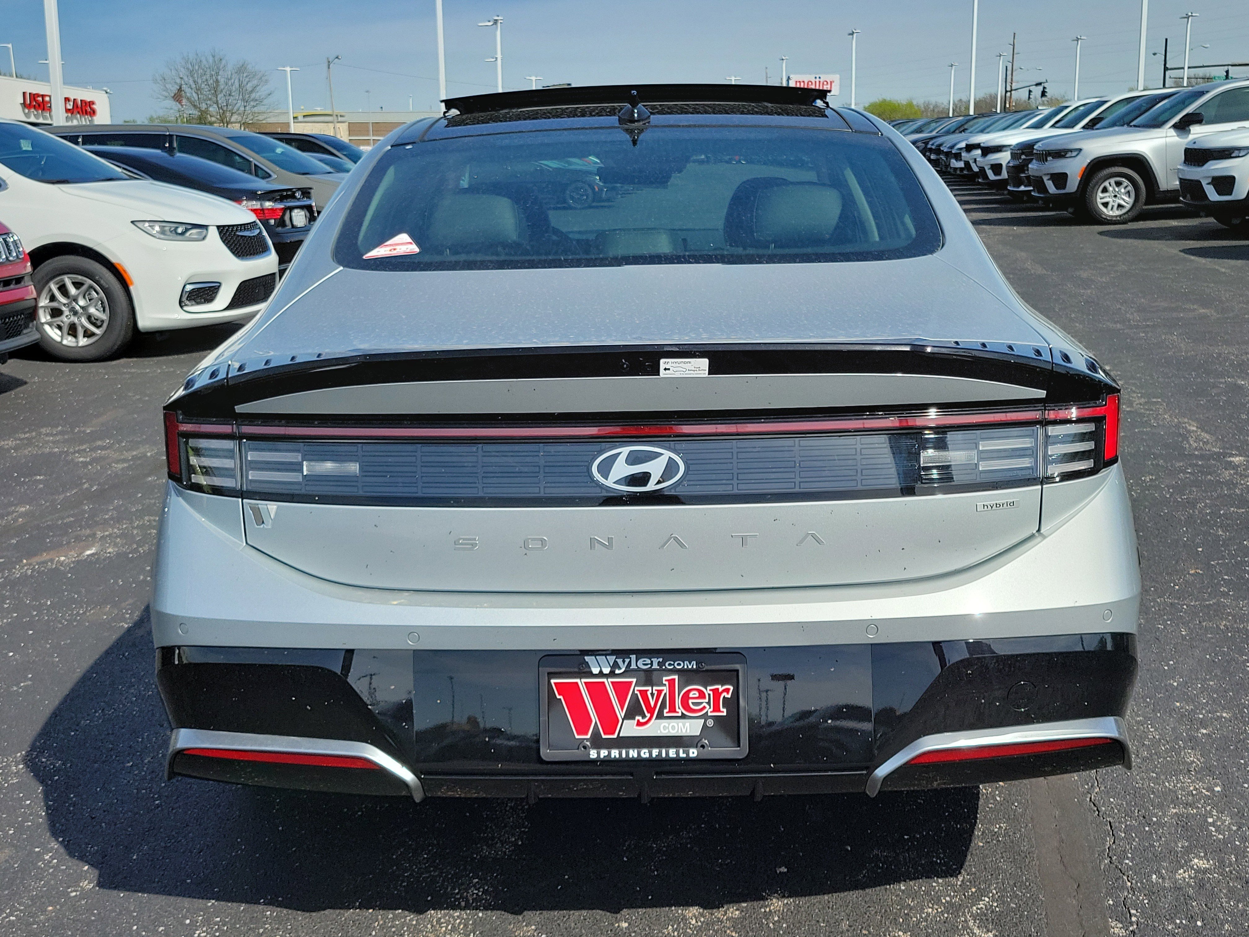 New 2025 Hyundai Sonata Limited image 4