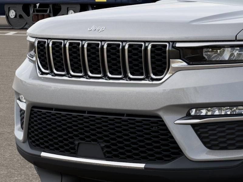 New 2025 Jeep Grand Cherokee Limited AWD/4WD image 11