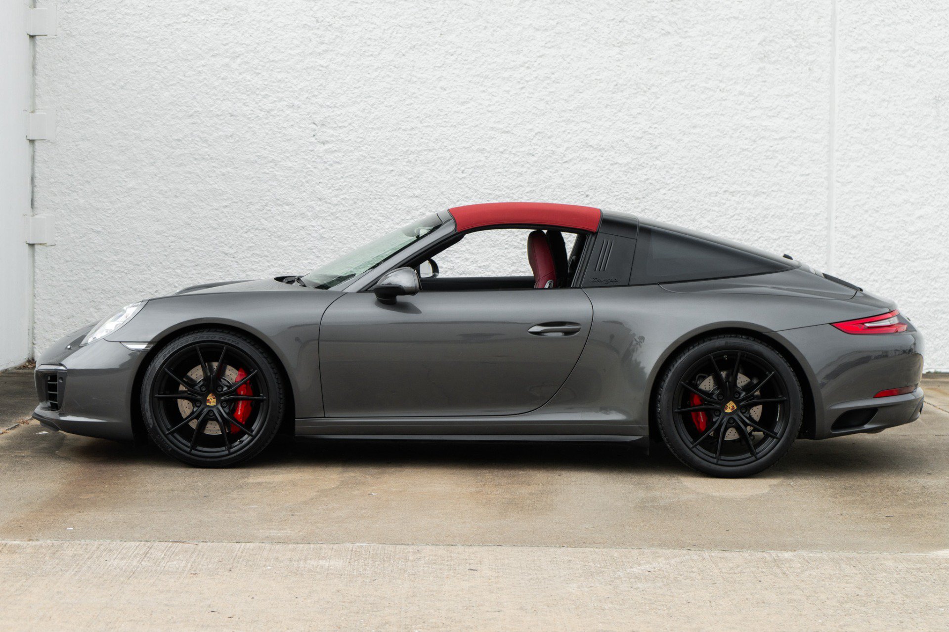 Used 2017 Porsche 911 Targa 4S AWD/4WD image 8