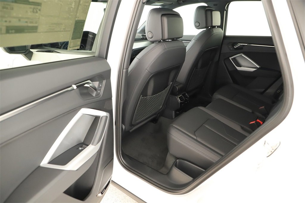 New 2025 Audi Q3 2.0T Premium image 27