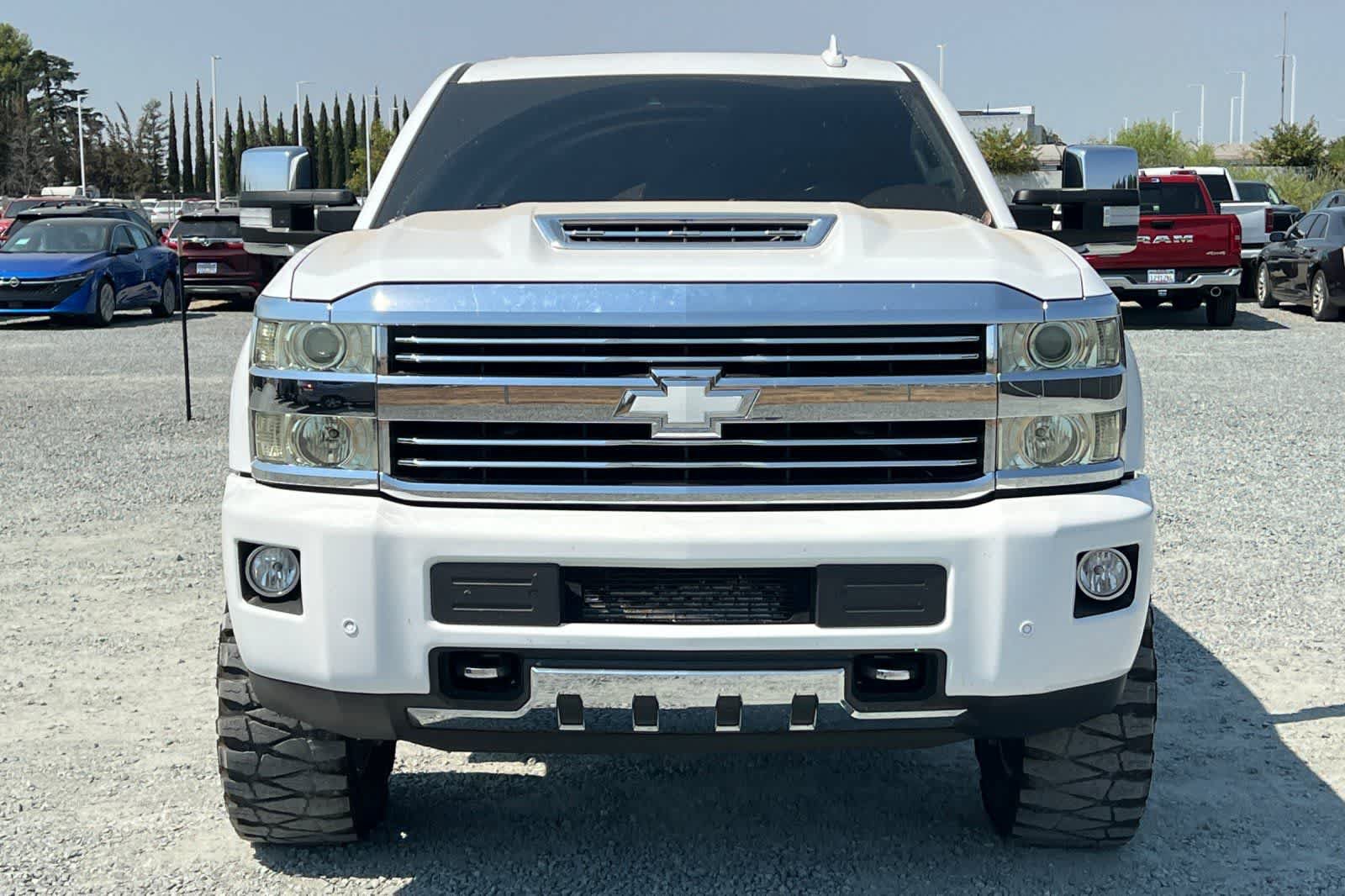 Used 2017 Chevrolet Silverado 2500 High Country w/ Duramax Plus Package AWD/4WD image 11