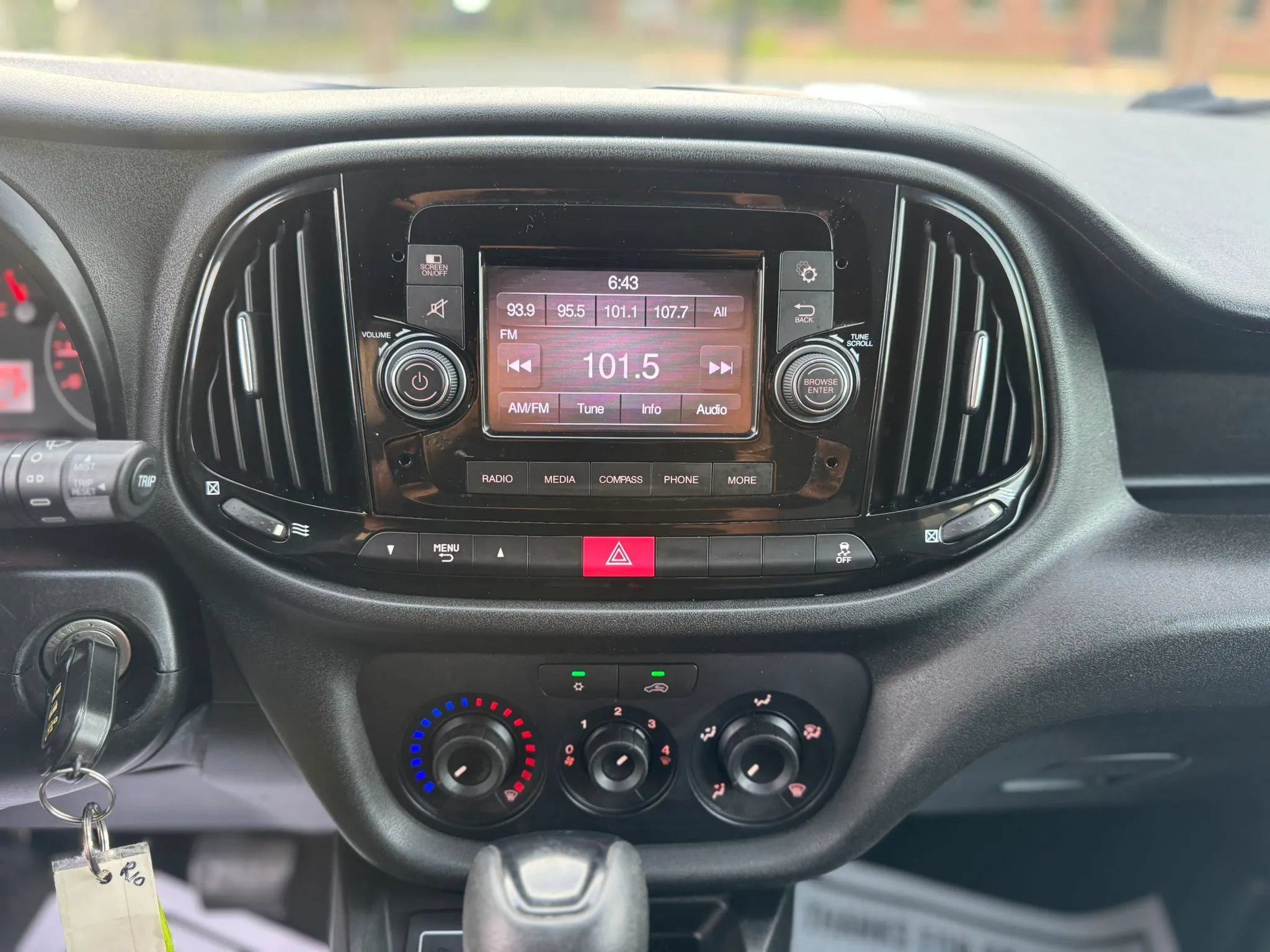 Used 2019 RAM ProMaster City Tradesman FWD image 16