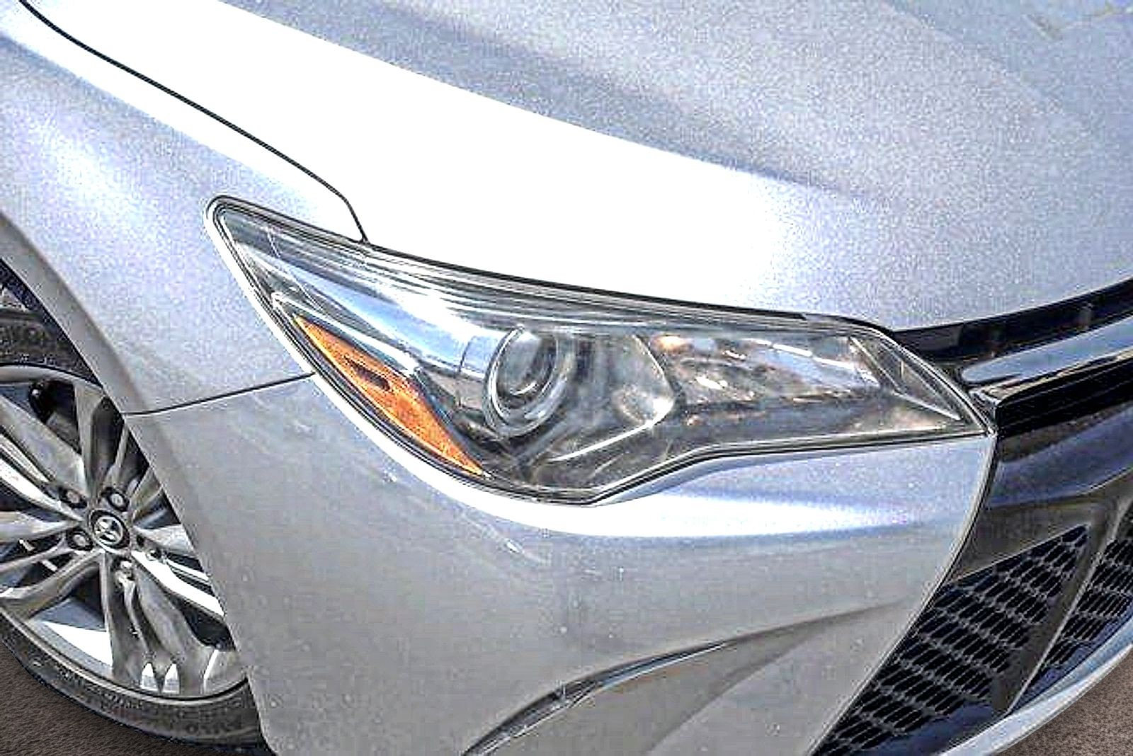 Used 2017 Toyota Camry SE FWD video 2