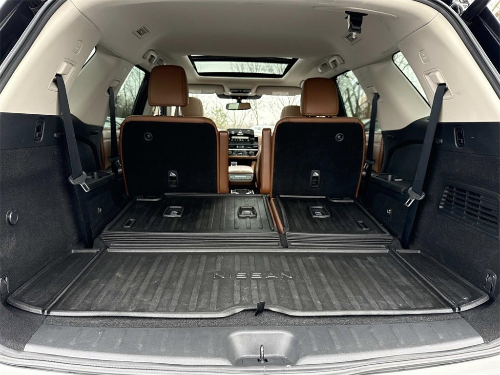 Certified 2022 Nissan Pathfinder Platinum w/ Cargo Package image 12