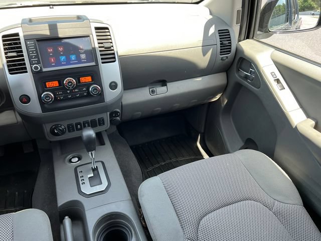 Used 2020 Nissan Frontier SV w/ Midnight Edition Floor Mats AWD/4WD image 34