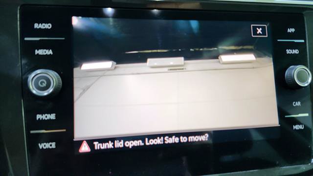 Used 2024 Volkswagen Tiguan SE FWD image 16