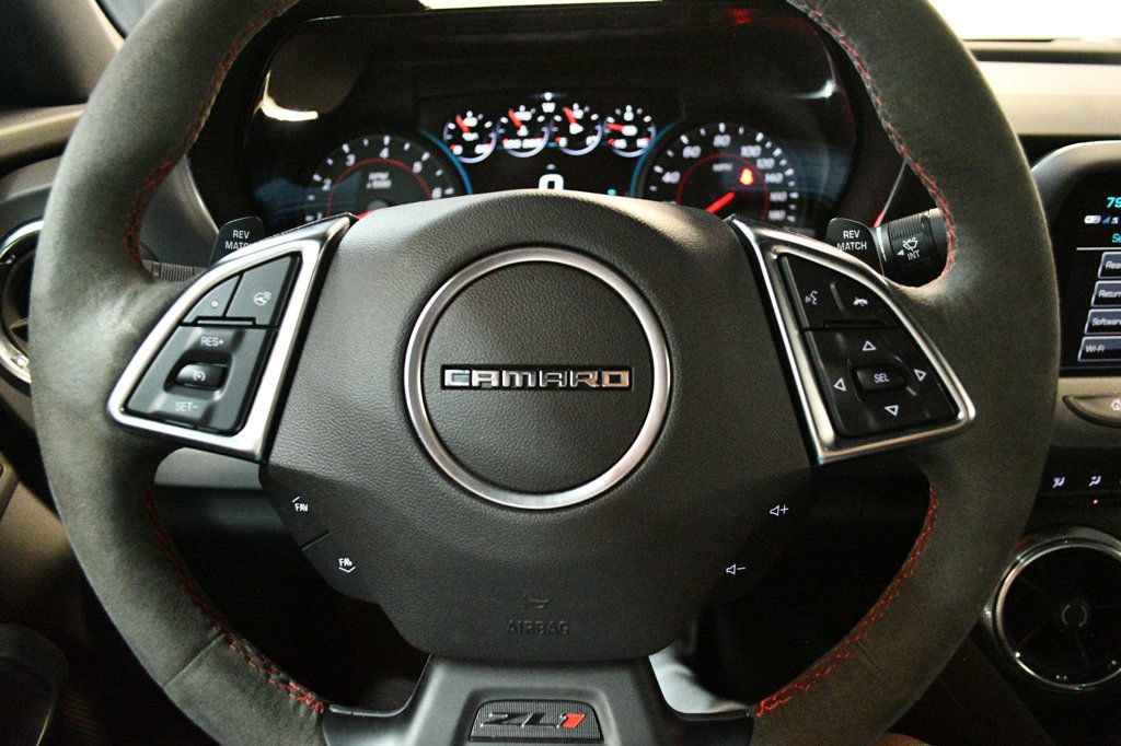 Used 2018 Chevrolet Camaro ZL1 RWD image 34