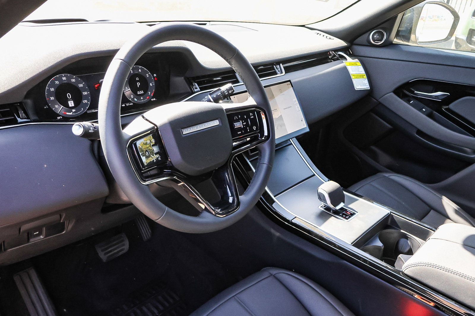 New 2026 Land Rover Range Rover Evoque S AWD/4WD image 22