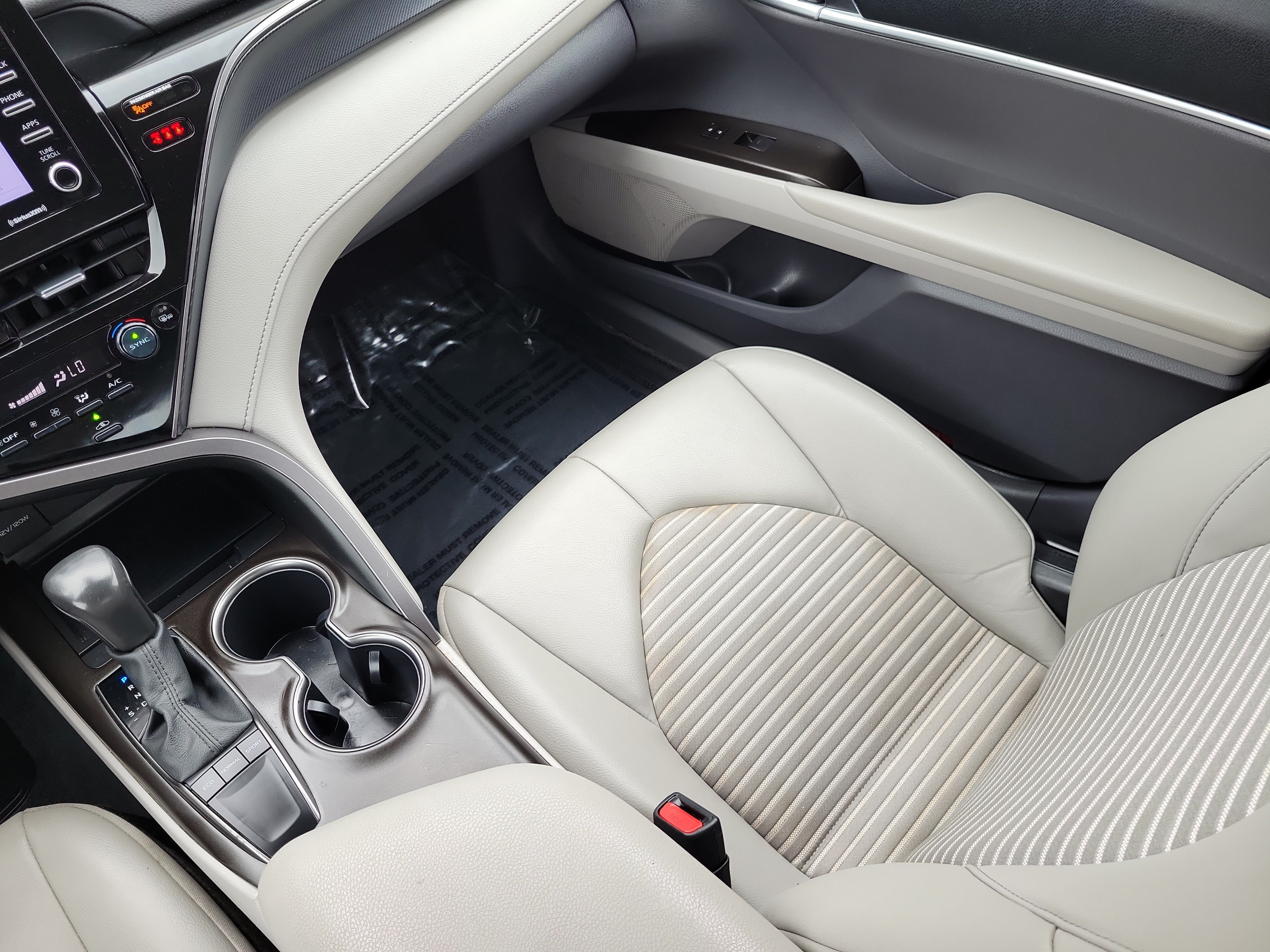 Certified 2024 Toyota Camry SE FWD image 14
