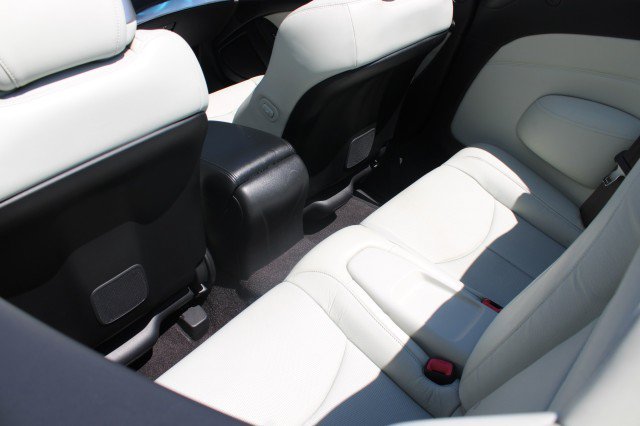 Used 2014 INFINITI Q60 Convertible w/ Premium Package RWD image 34